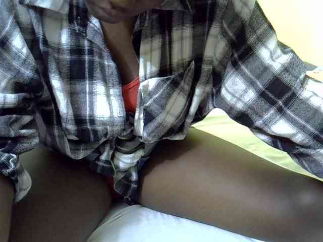 Sexyyves webcam