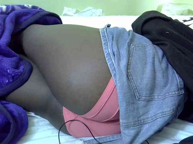 Sexyyves webcam