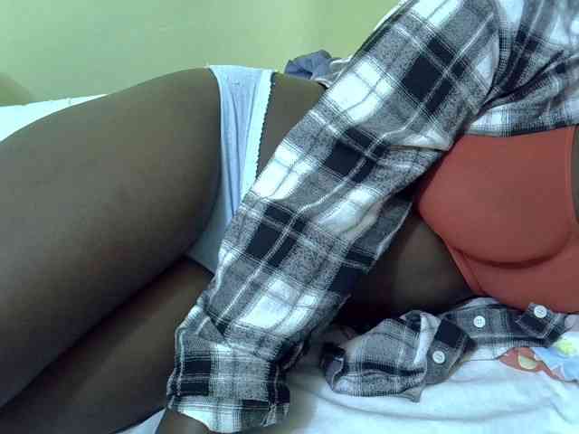 Sexyyves webcam