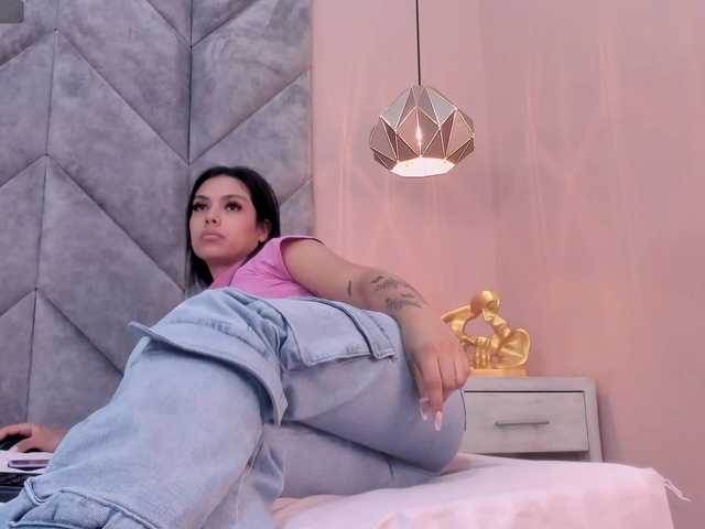 LizHoney webcam