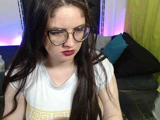 KrystalAdams webcam