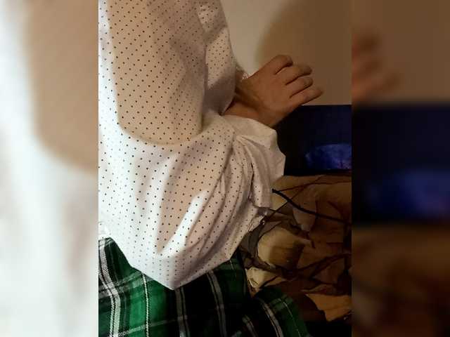 Vai a chattare su DimaSexIva DimaSexIva