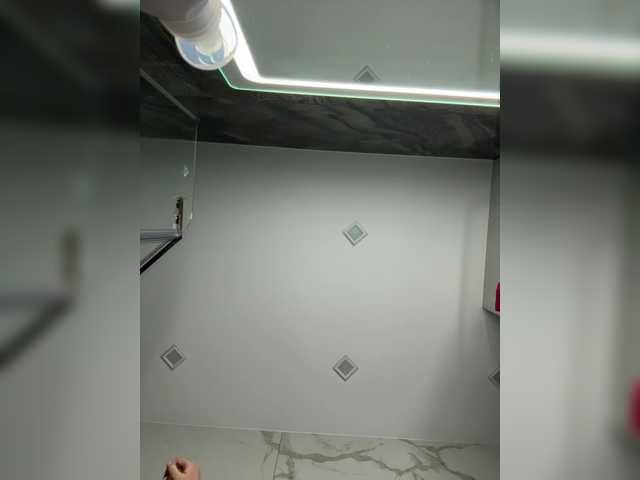 Entrez le videochat erotique avec le
modèle Kristalik_an Kristalik_an