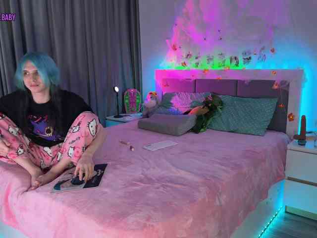 h3ntai-baby webcam