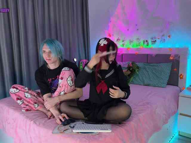 h3ntai-baby webcam