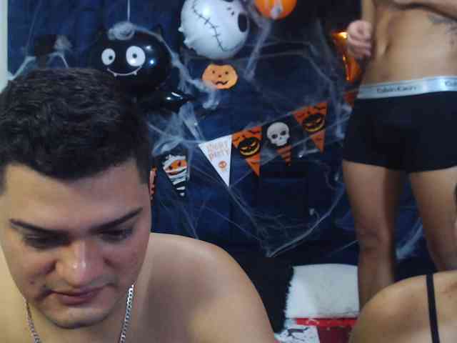 Group-Lustt webcam