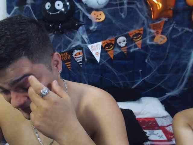 Group-Lustt webcam
