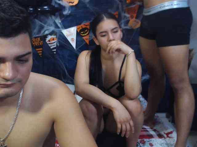 Group-Lustt webcam