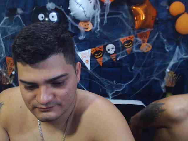 Group-Lustt webcam