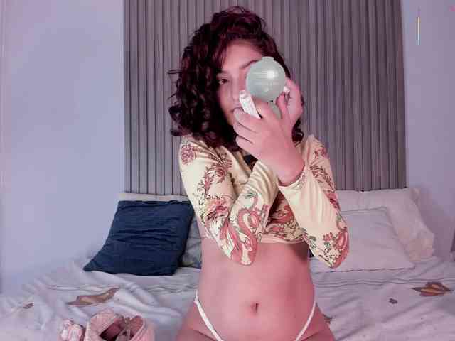 Zoe-s webcam