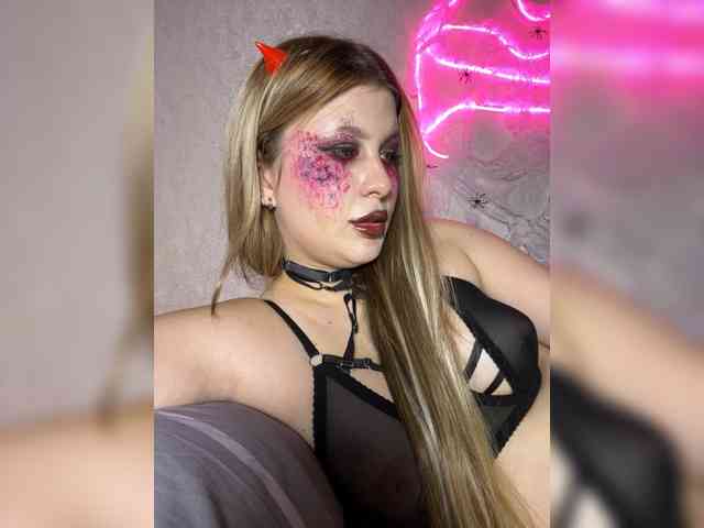 HumbleBlossom webcam