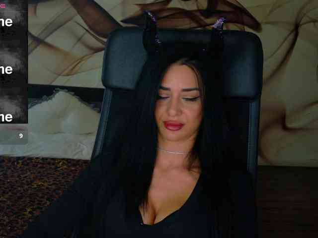 NaomiScarlett webcam