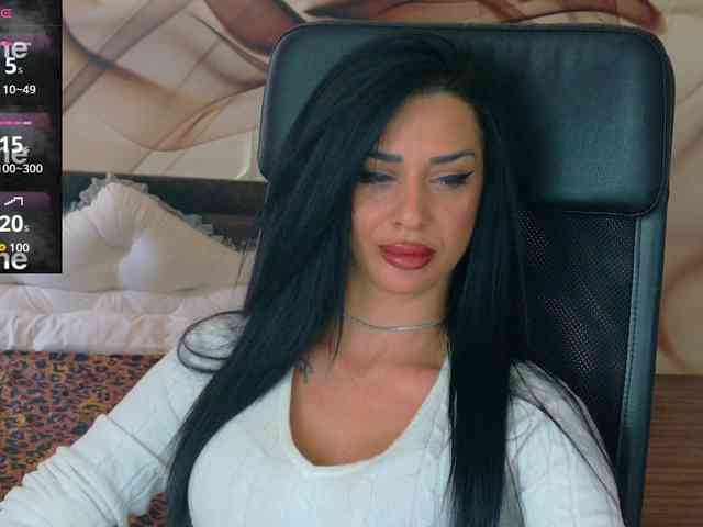 NaomiScarlett webcam