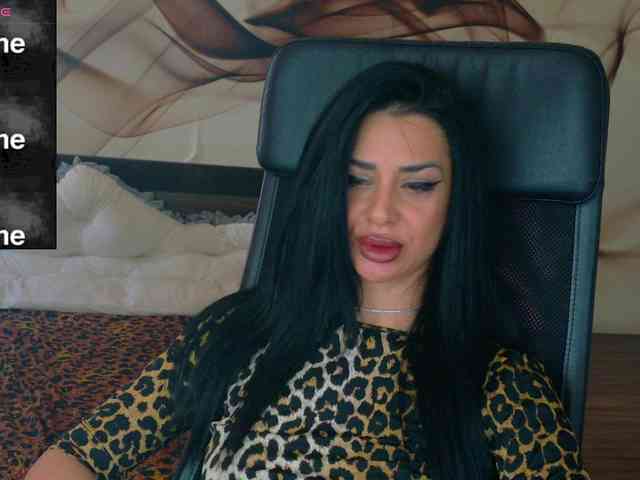 NaomiScarlett webcam