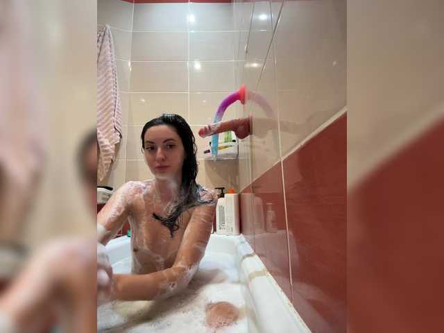 go to chat with TheLuxeBerry