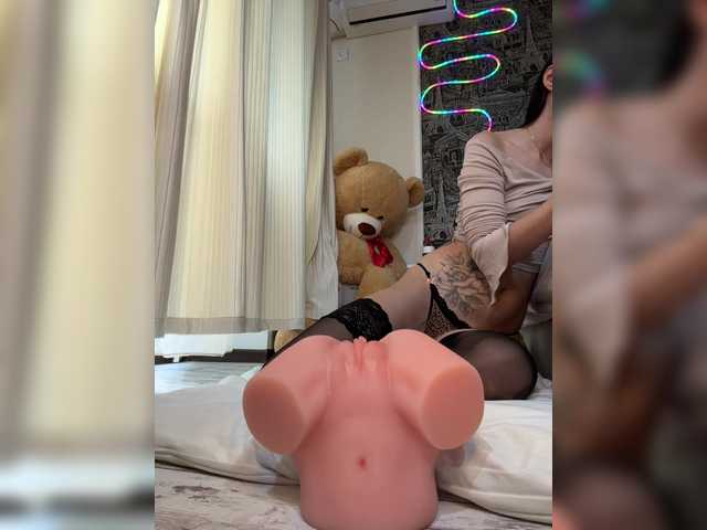 Entra en el chat con el modelo Valeria--sweet Valeria--sweet