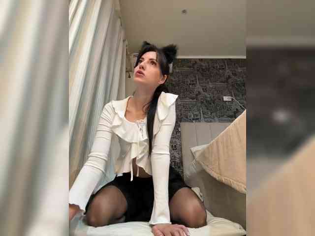 Valeria--sweet webcam