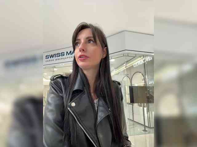 Valeria--sweet webcam