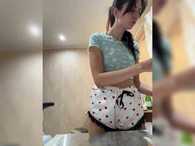 Valeria--sweet webcam