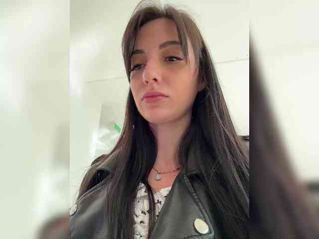 Valeria--sweet webcam