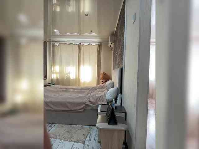 Valeria--sweet webcam