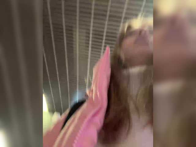 Vai a chattare su VibroMashulkaDashulka VibroMashulkaDashulka