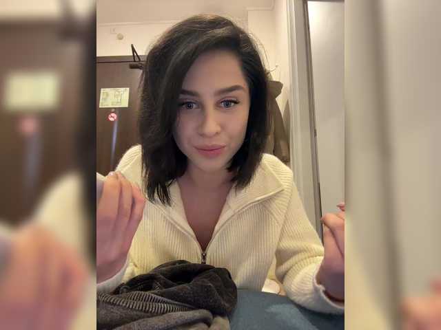 Entra en el chat con el modelo VibroMashulkaDashulka VibroMashulkaDashulka