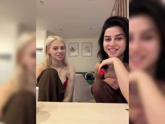 Vai a chattare su VibroMashulkaDashulka VibroMashulkaDashulka