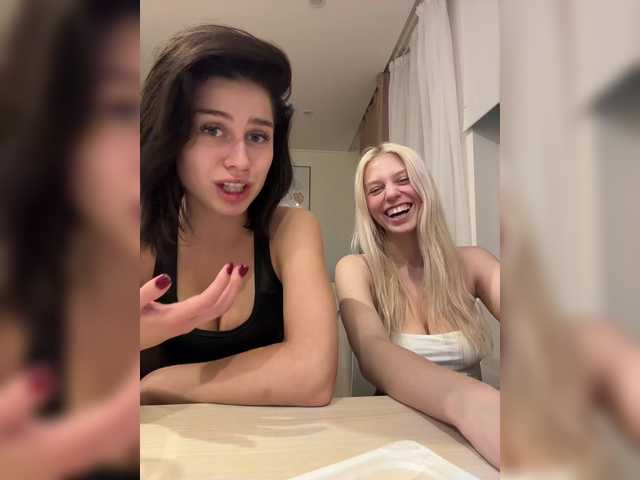 Vai a chattare su VibroMashulkaDashulka VibroMashulkaDashulka