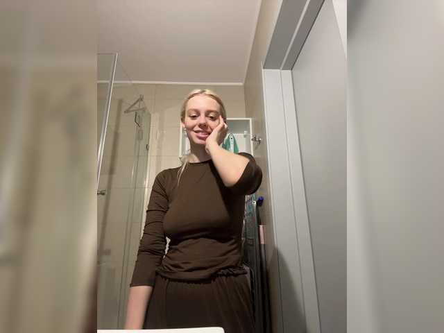 Accedi alla chat con il nickname VibroMashulkaDashulka VibroMashulkaDashulka