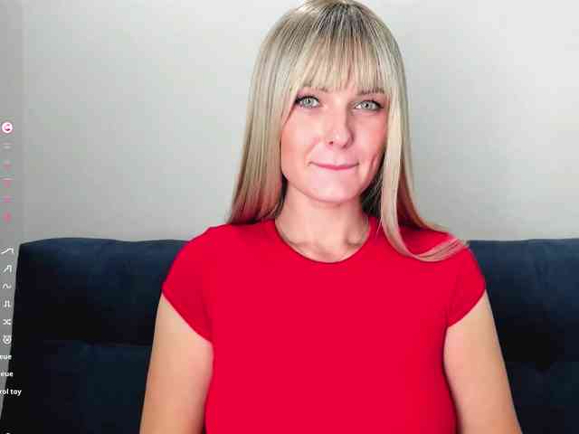 PaulaKiss webcam