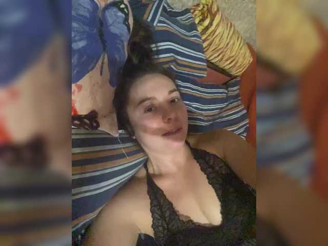 go to chat with HelgaLeo