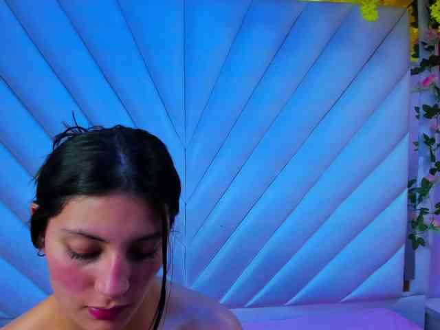 LunaBennett webcam
