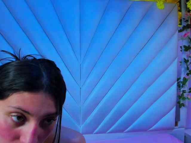 LunaBennett webcam