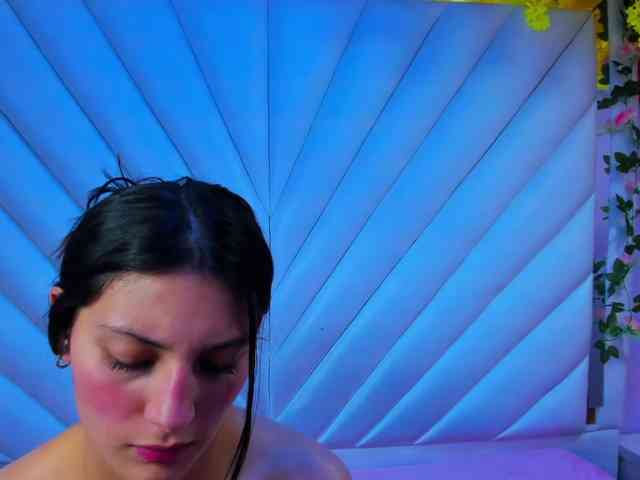 LunaBennett webcam