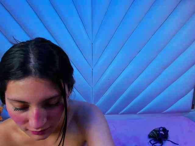 LunaBennett webcam