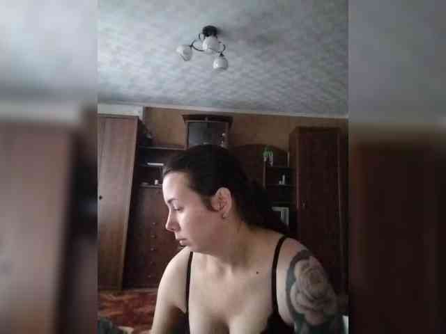 Lily6661 webcam