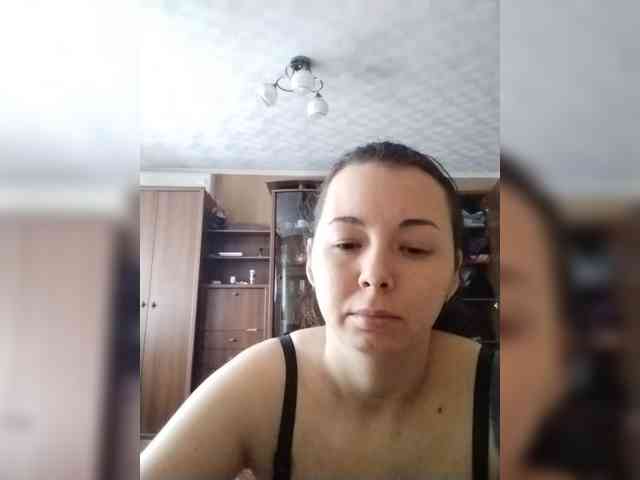 Lily6661 webcam