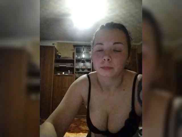 Lily6661 webcam