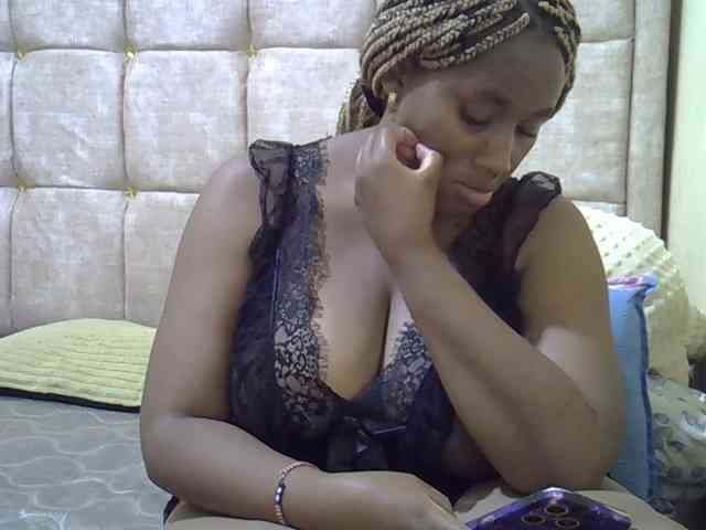 brownebony- webcam