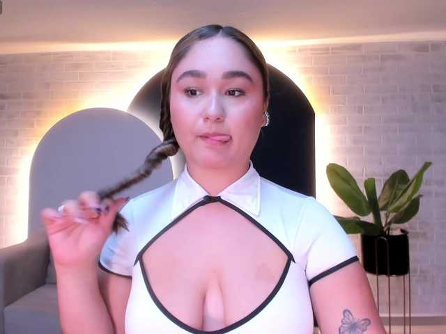 SamanthaConnor webcam