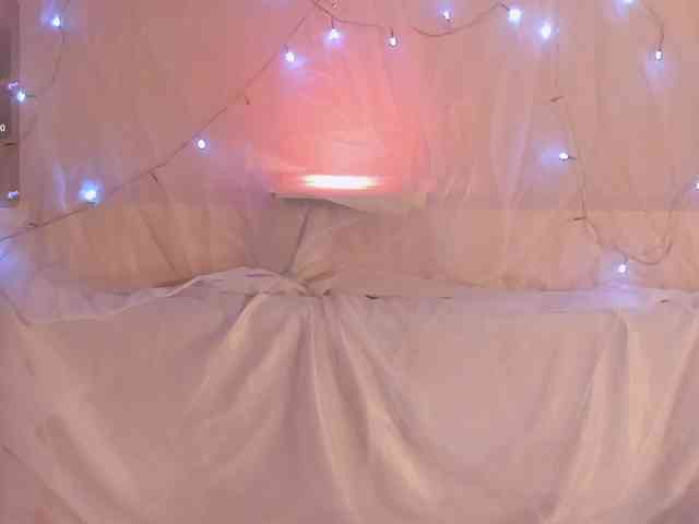 ViolettCastel webcam