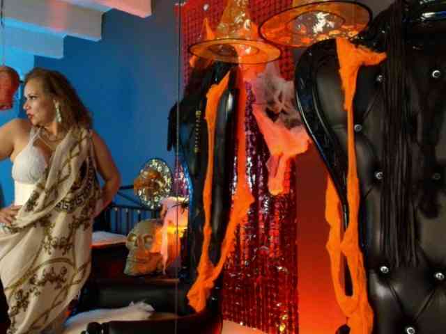 MelaniaKnauss webcam