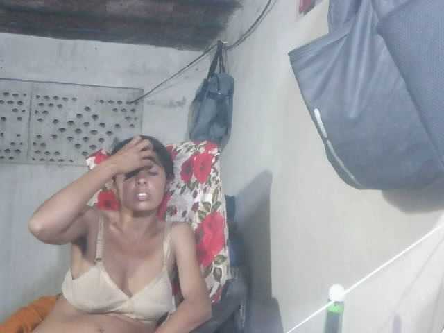 Maria-Khan-Hot-Room webcam