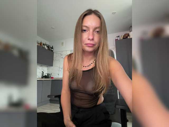 Vai a chattare su Tom-and-Jenny Tom-and-Jenny