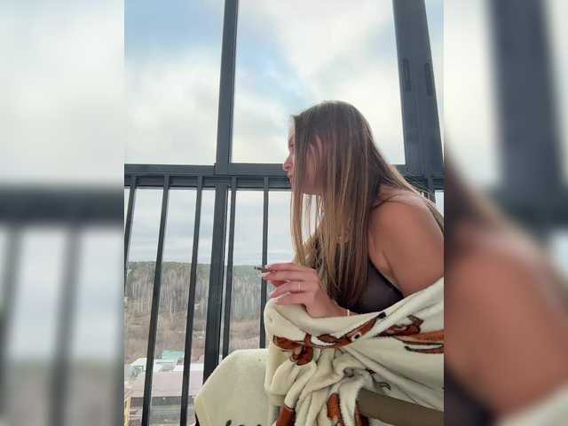 Vai a chattare su Tom-and-Jenny Tom-and-Jenny