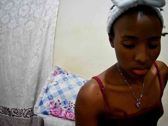 petite-tasha webcam