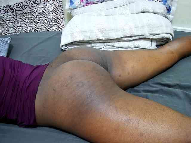 petite-tasha webcam
