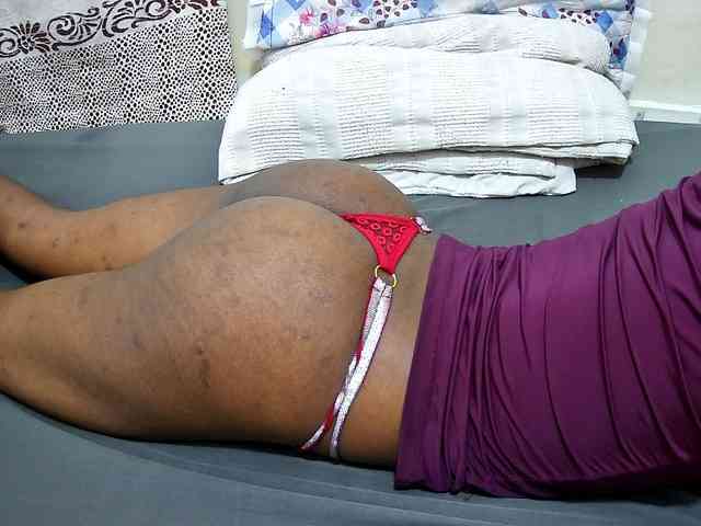 petite-tasha webcam