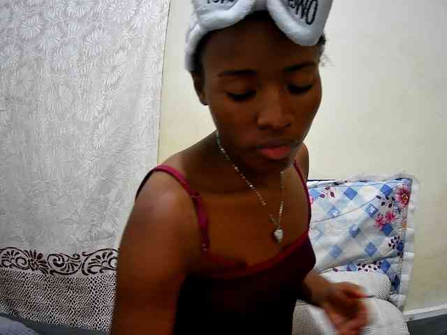 petite-tasha webcam